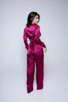 Conjunto Blusa & Calça Acetinada Transpasse Áurea Cereja